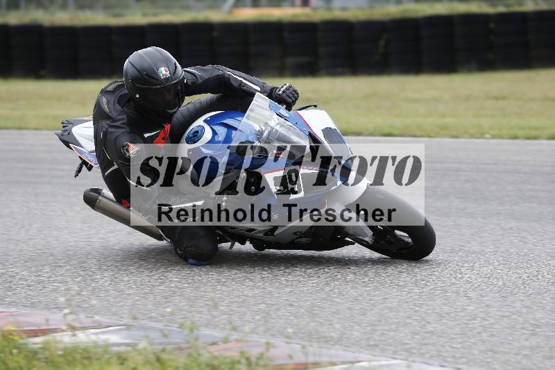 Archiv-2025/22 06.06.2025 DISCOVER the BIKE ADR/Race 3 rot/89